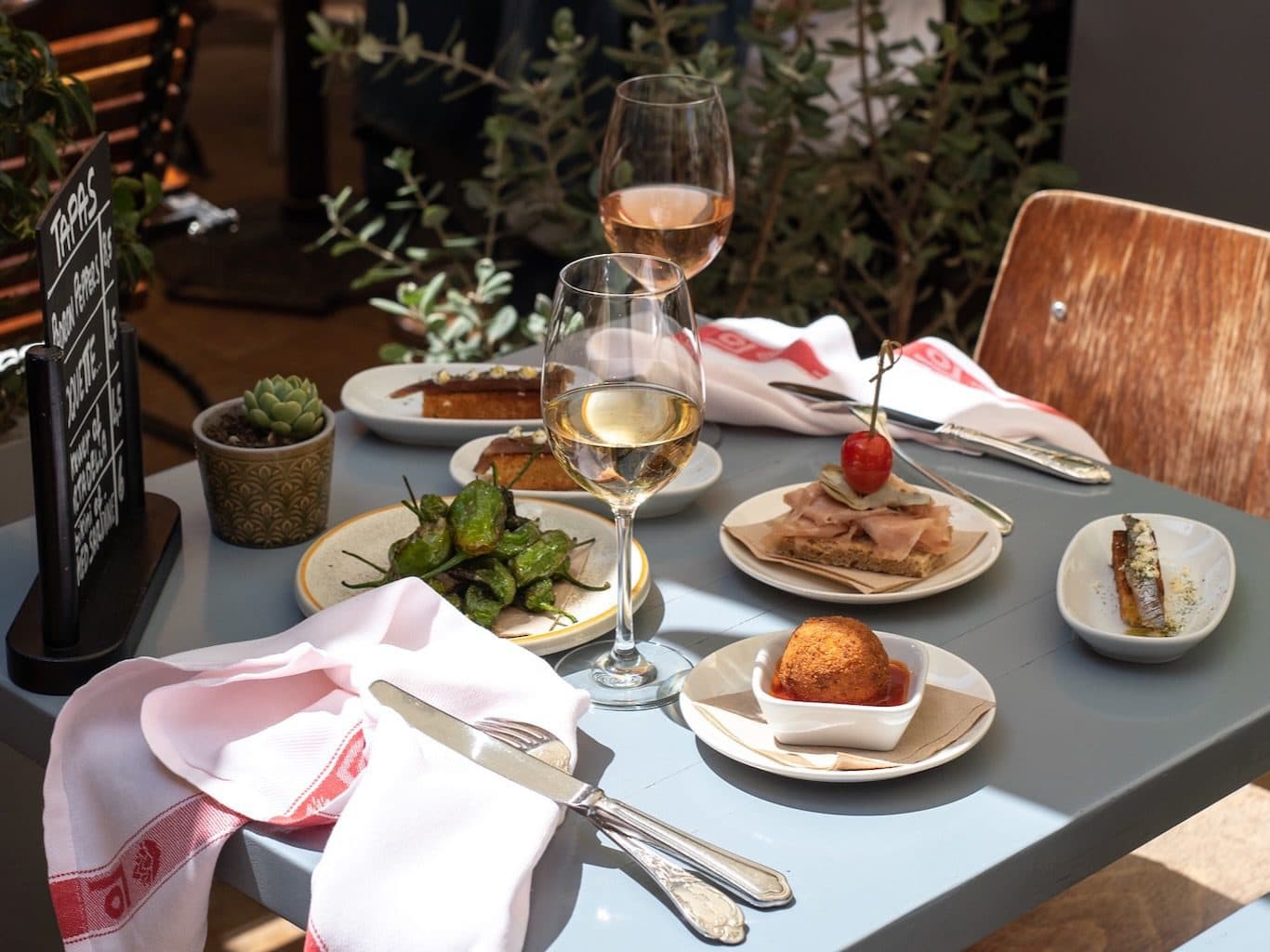 Holiday Menus at Locals Only