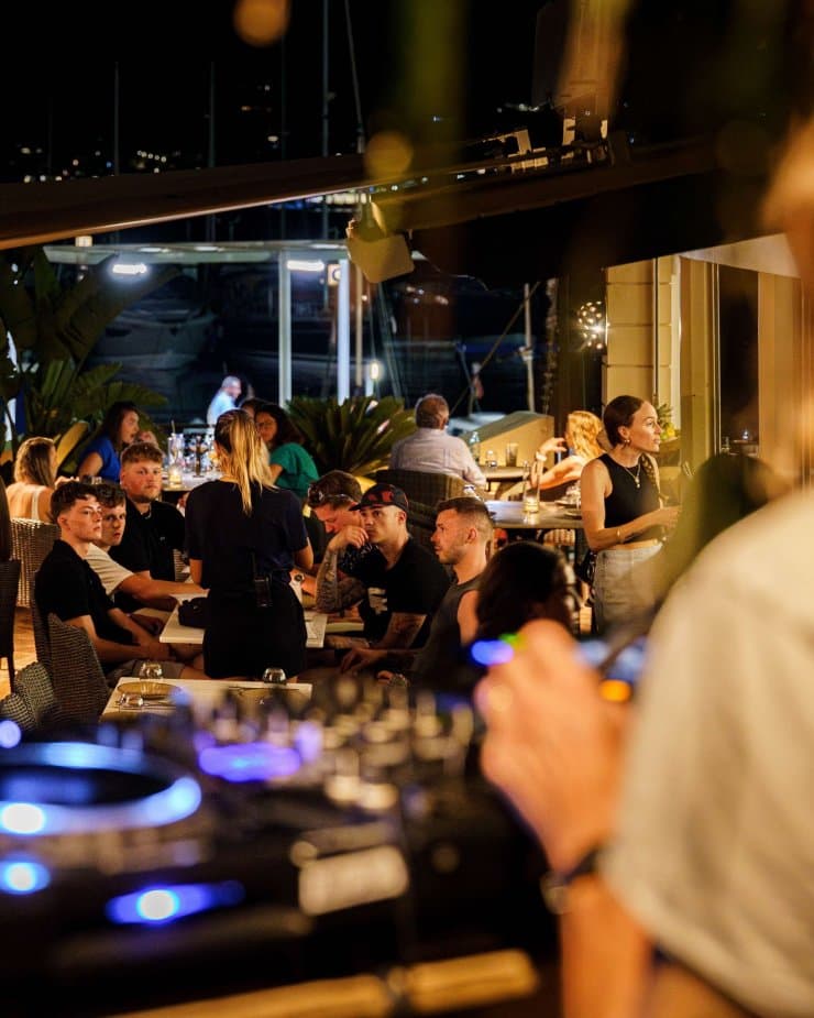 Music And Dinner Under The Stars At Villa Mercedes