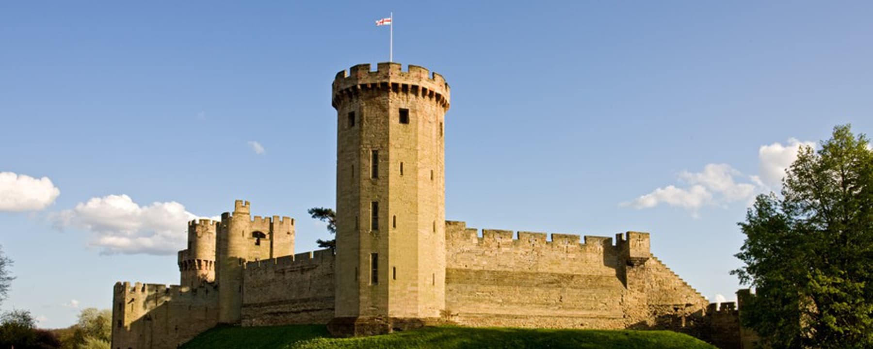 Warwick Castle & Sea Life & Legoland Discovery Centre Birmingham & Cadbury World