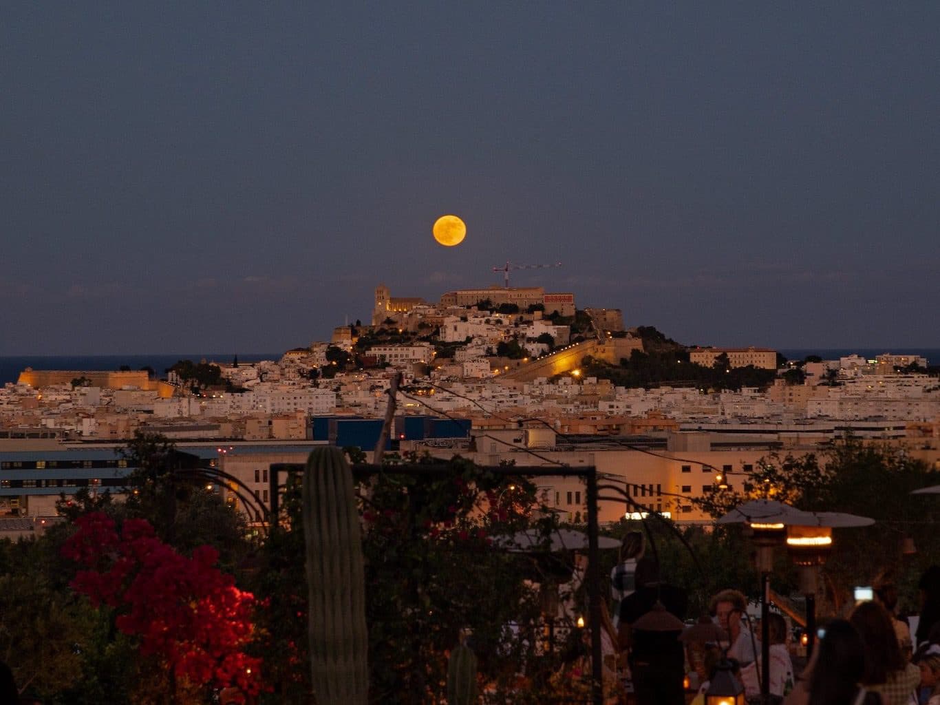 Hunters Moon at Casa Maca